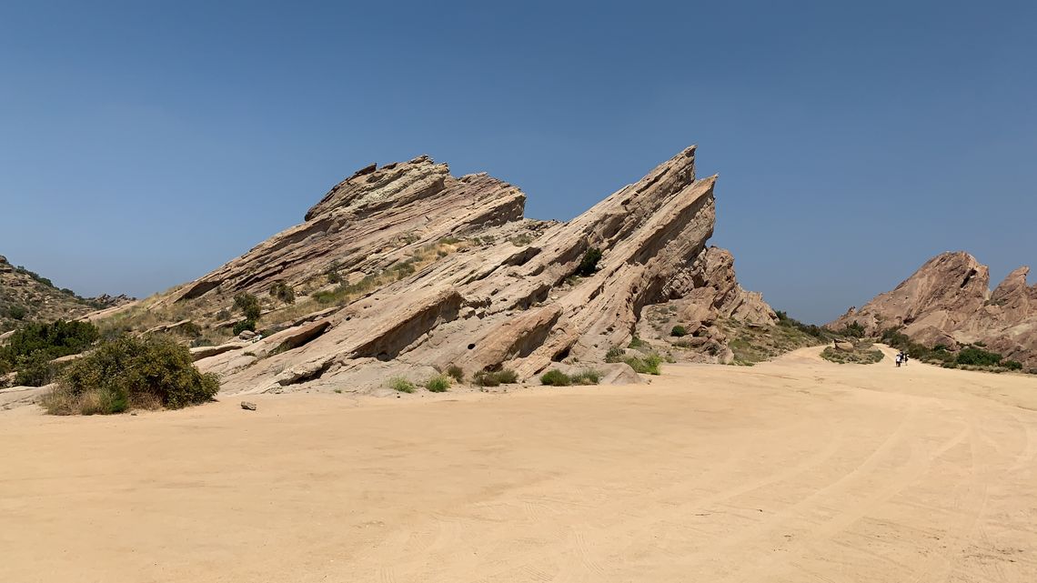 Vasquez Rocks: Explore the Famous Filming Location and Enjoy an Exciting Outdoor Adventure for Hikers and Nature Lovers