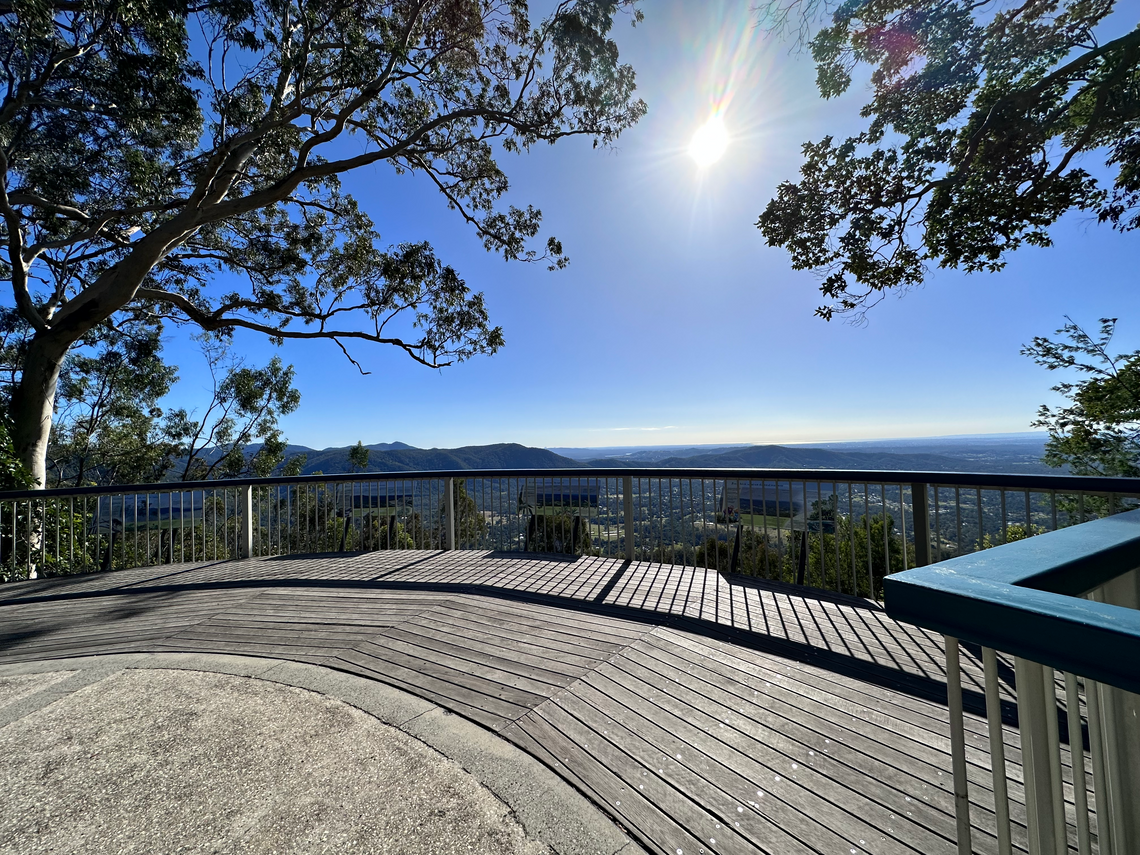 Jolly's Lookout: A Picturesque Escape into Nature's Embrace