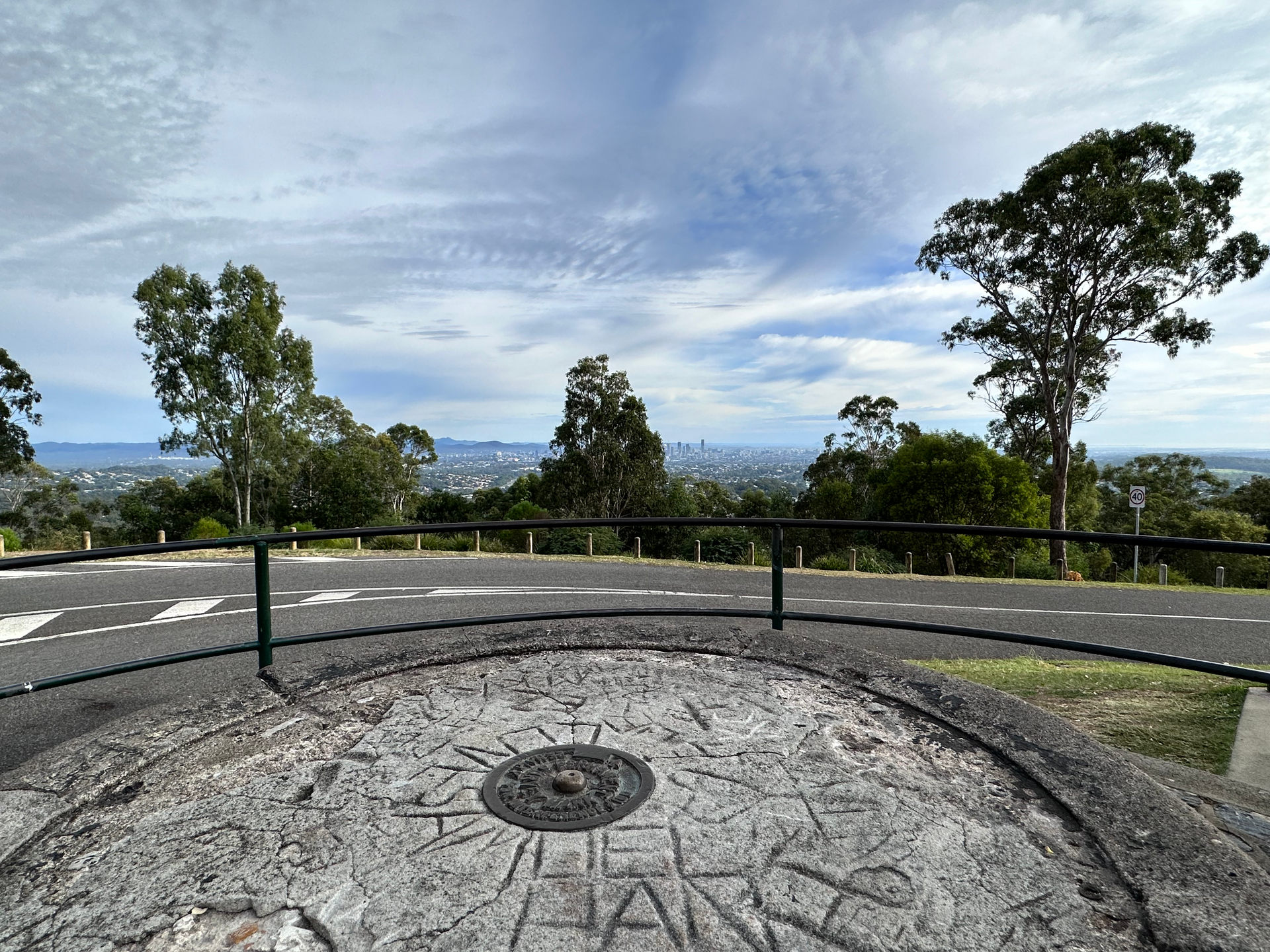 Mount Gravatt Lookout Adventure: Hiking Trails, Scenic Views & Outdoor Fun for Nature Enthusiasts